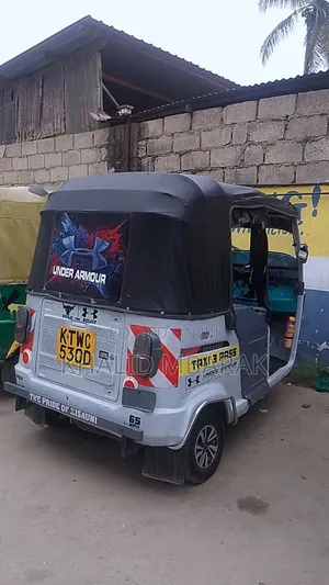 TVS 2023 Gray