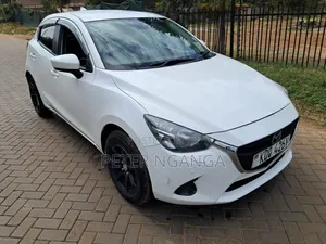 Mazda Demio 2017 White