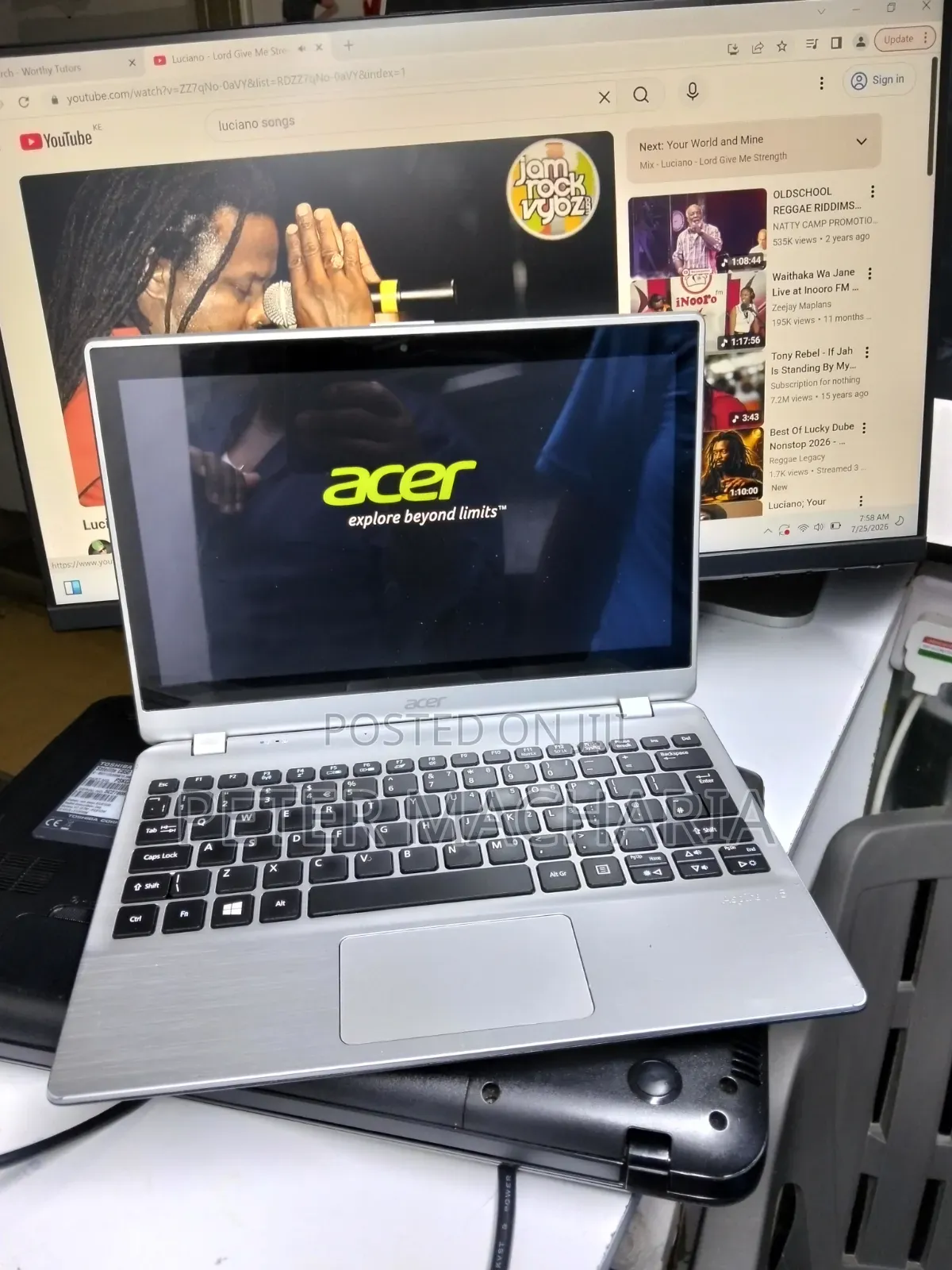 Laptop Acer Aspire 5 4GB AMD A4 HDD 320GB