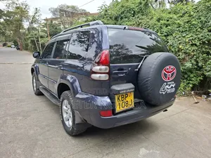 Toyota Land Cruiser Prado 2005 Blue