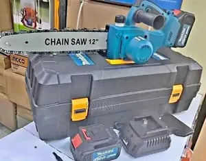 Makita Cordless Chainsaw (12")