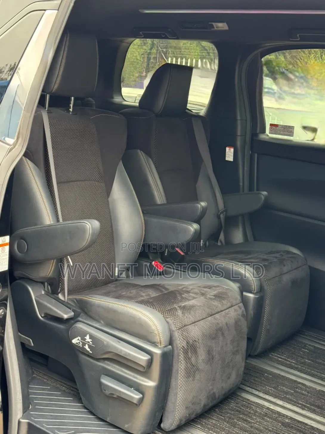 Toyota Alphard 2019 Black