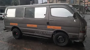 Toyota HiAce 2008 Grey
