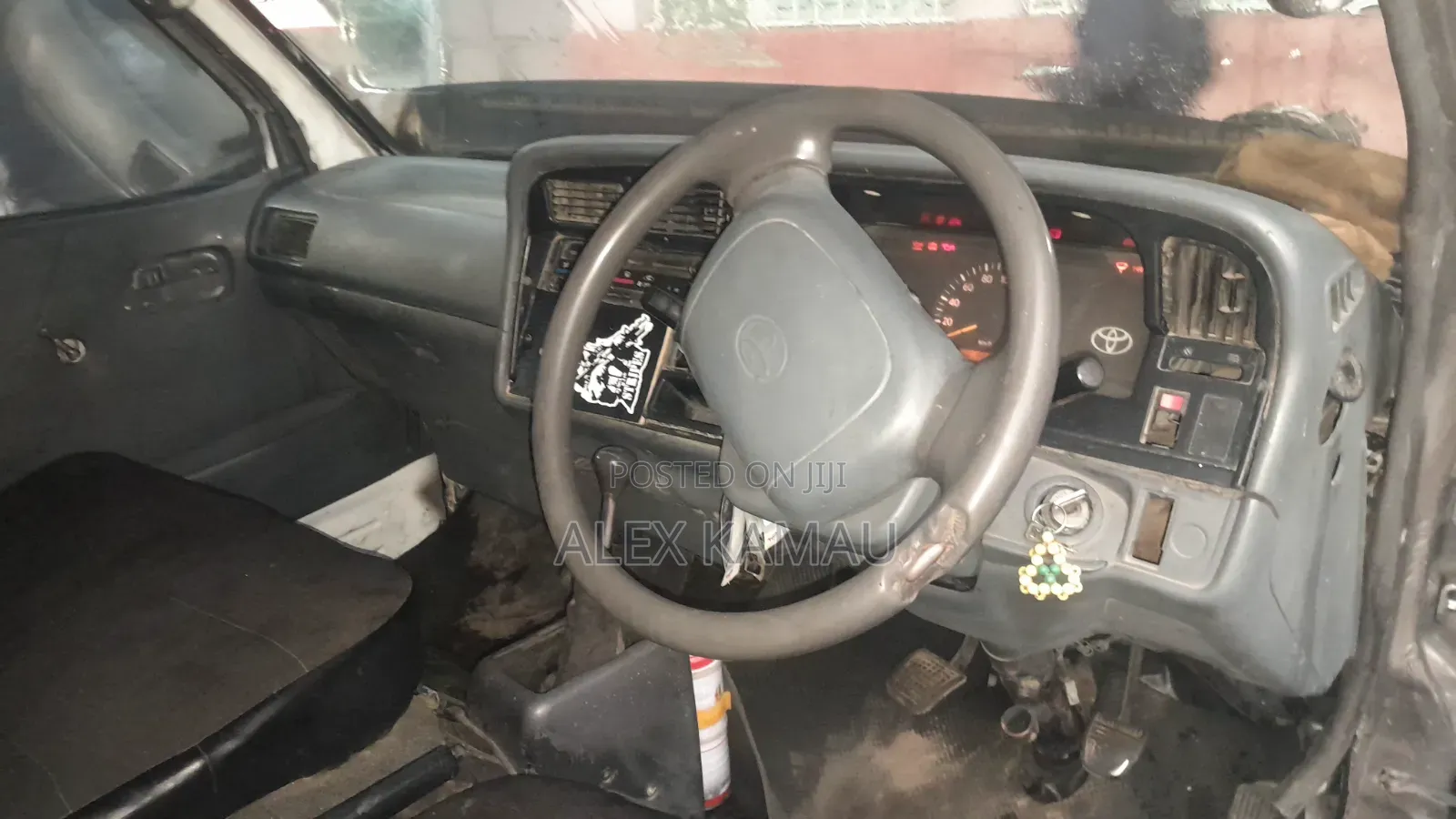 Toyota HiAce 2008 Grey