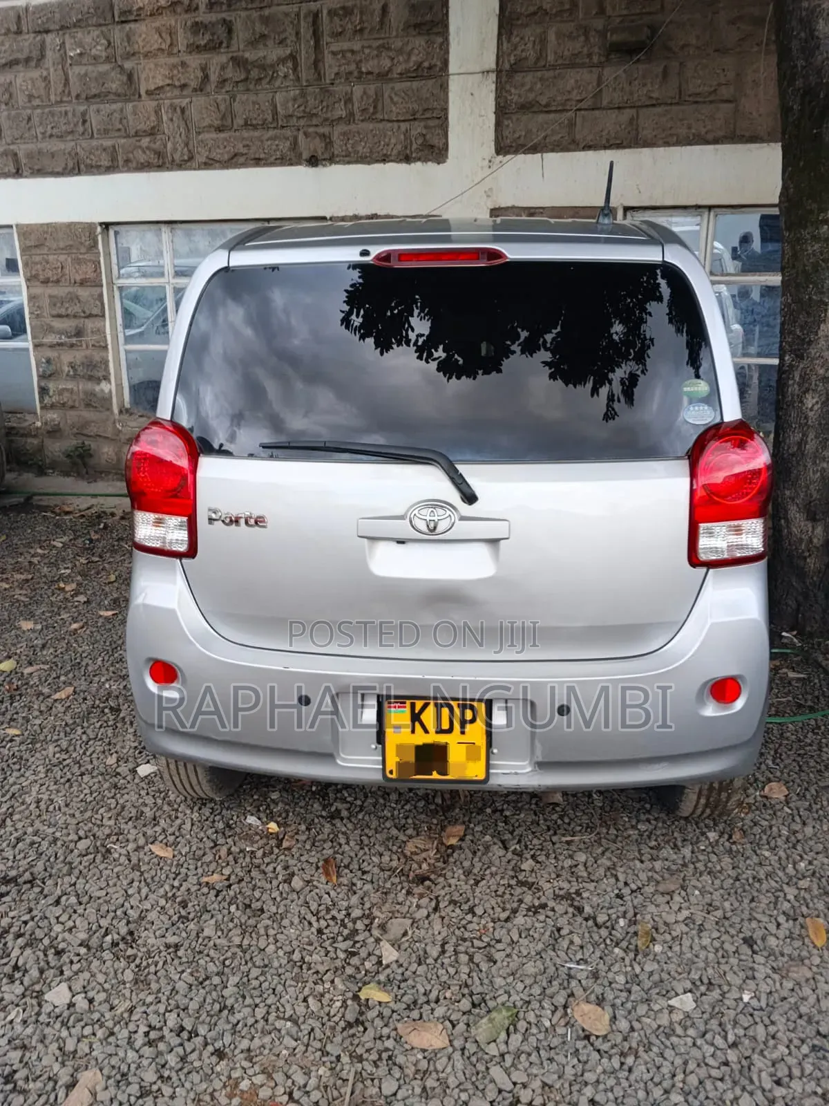New Toyota Porte 2016 Silver