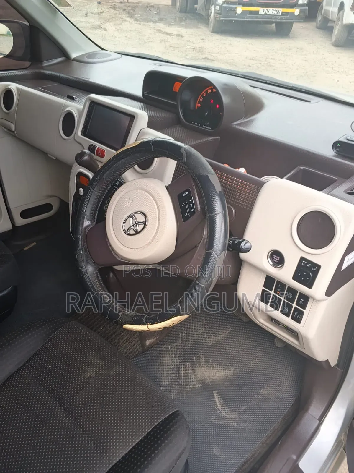 New Toyota Porte 2016 Silver