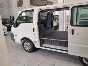 Mazda B 2017 White