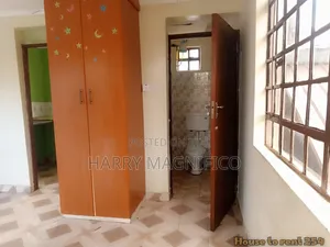 1bdrm Bedsitter in Regen for rent