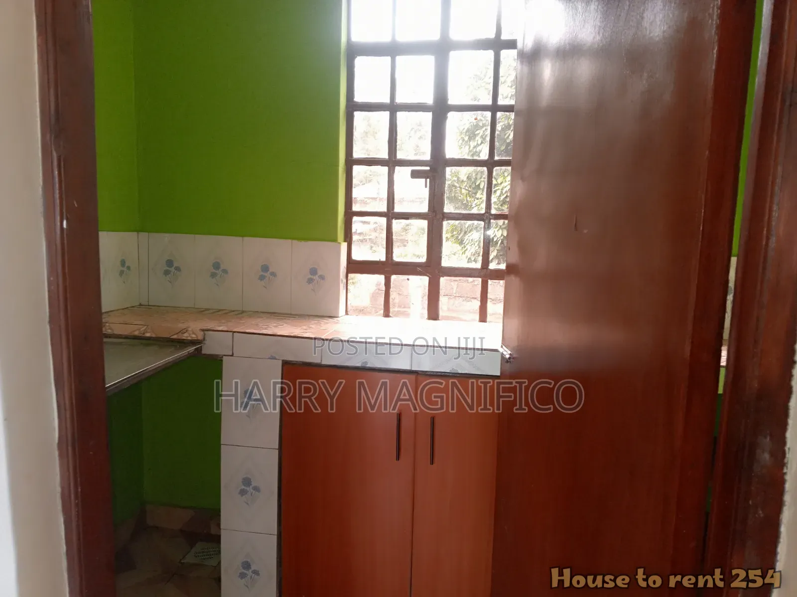 1bdrm Bedsitter in Regen for rent