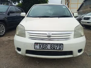 Toyota Raum 2004 Pearl