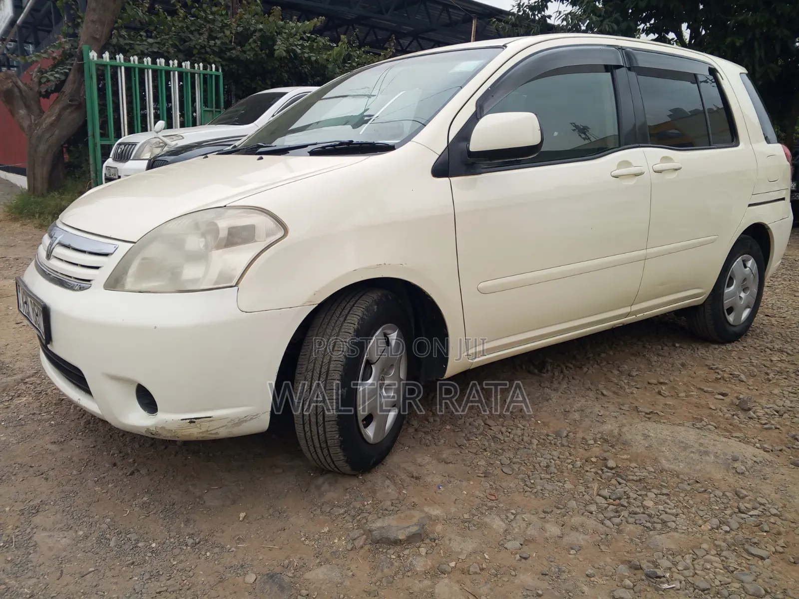 Toyota Raum 2004 Pearl