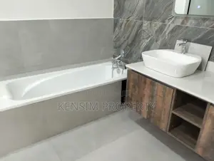 5bdrm House in Muthangari for rent