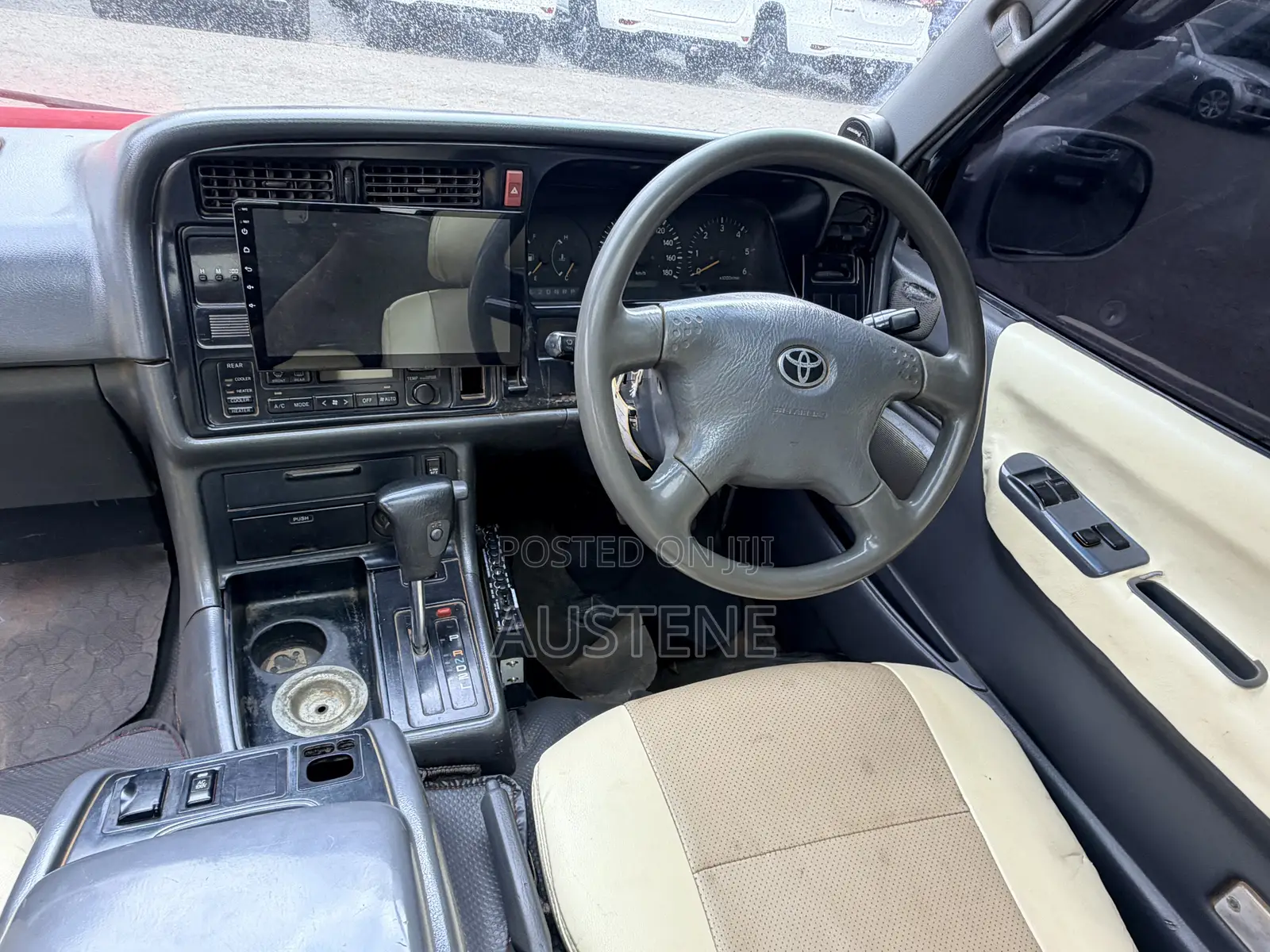 Toyota HiAce 2002 Silver