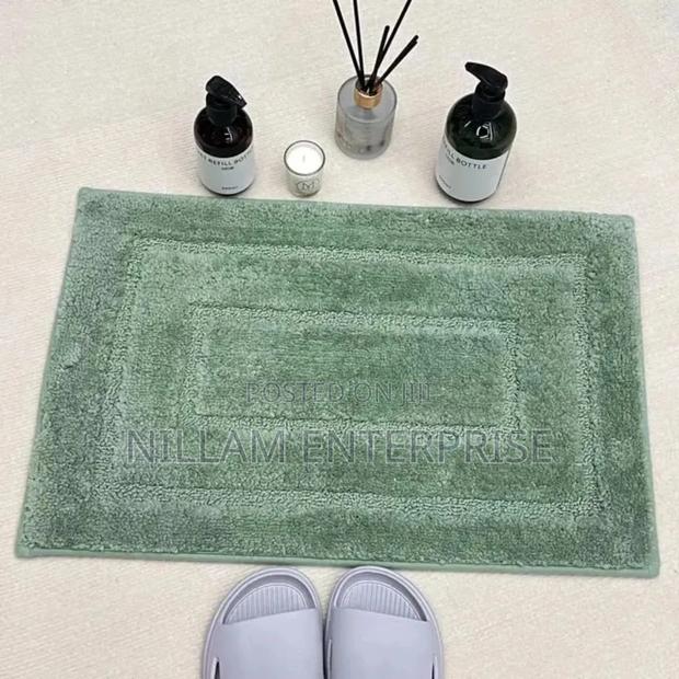 1pc Absorbent Bathroom Mat - thumbnail 3