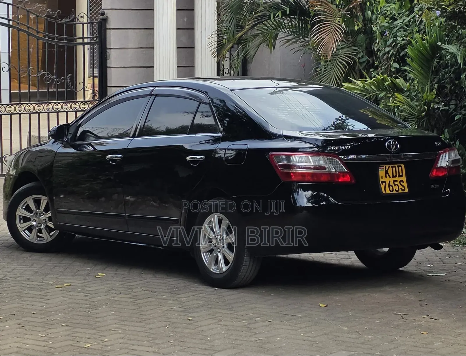 Toyota Premio 2014 Black