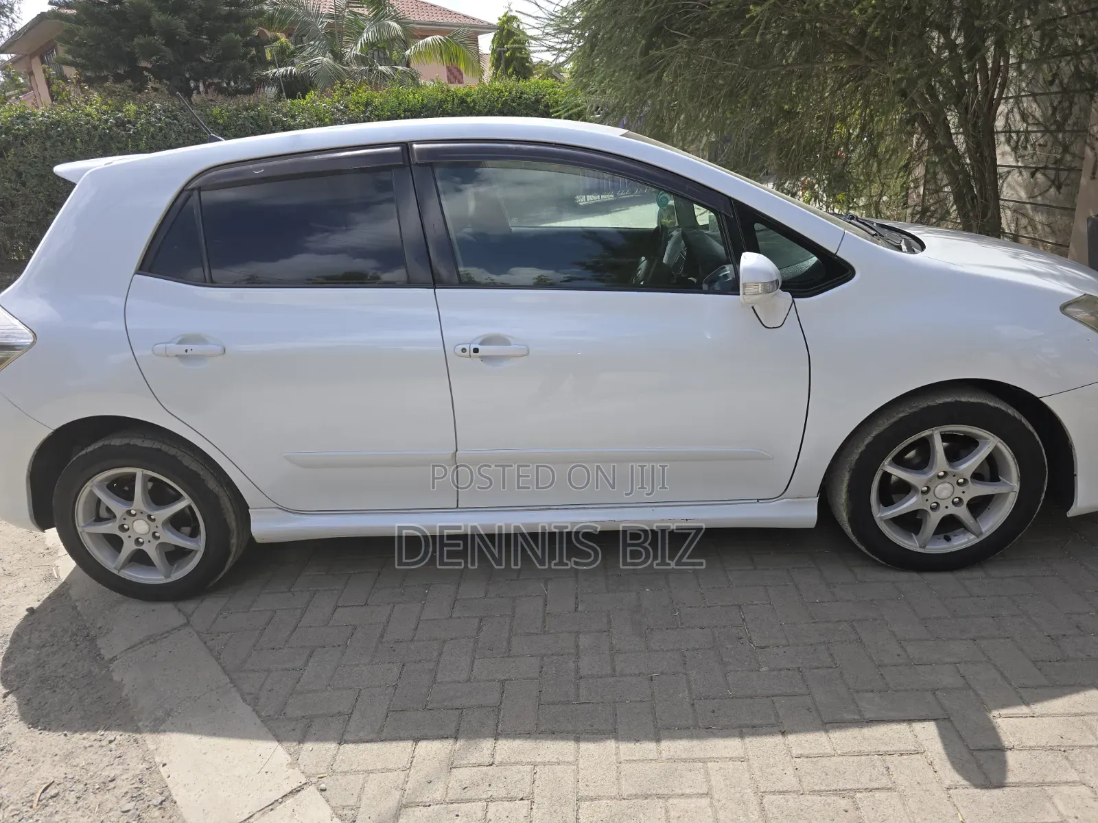 Toyota Blade 2009 White