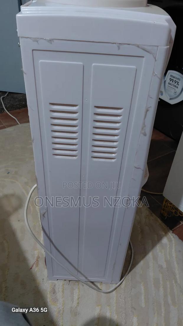 Water Dispenser - thumbnail 2