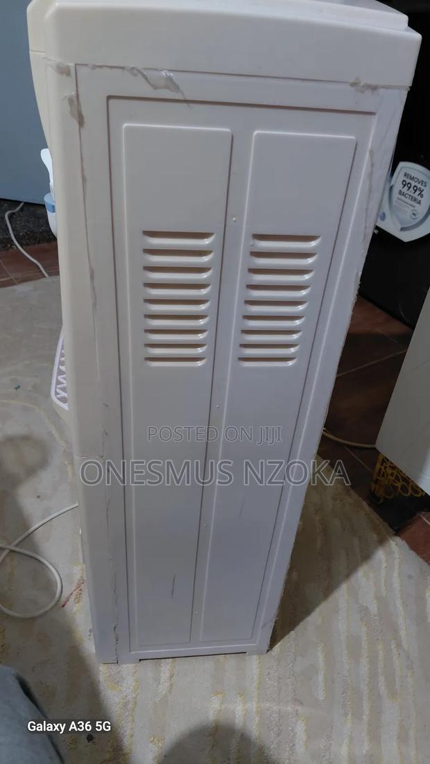 Water Dispenser - thumbnail 5