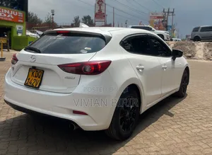 Mazda Axela 2017 White