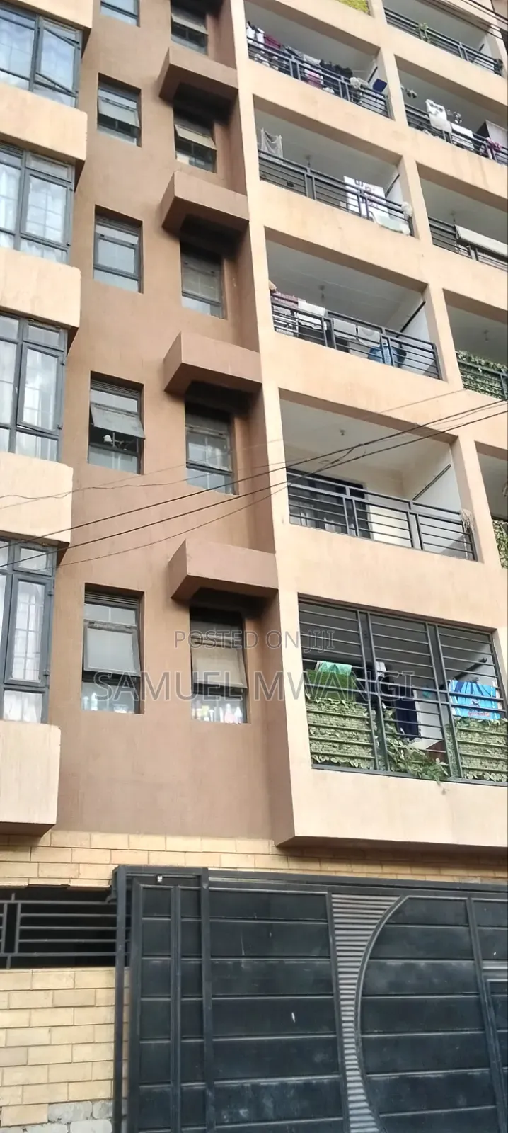 2bdrm Block of Flats in Kamakis for sale