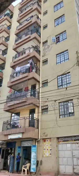 3bdrm Block of Flats in Greenfields for sale
