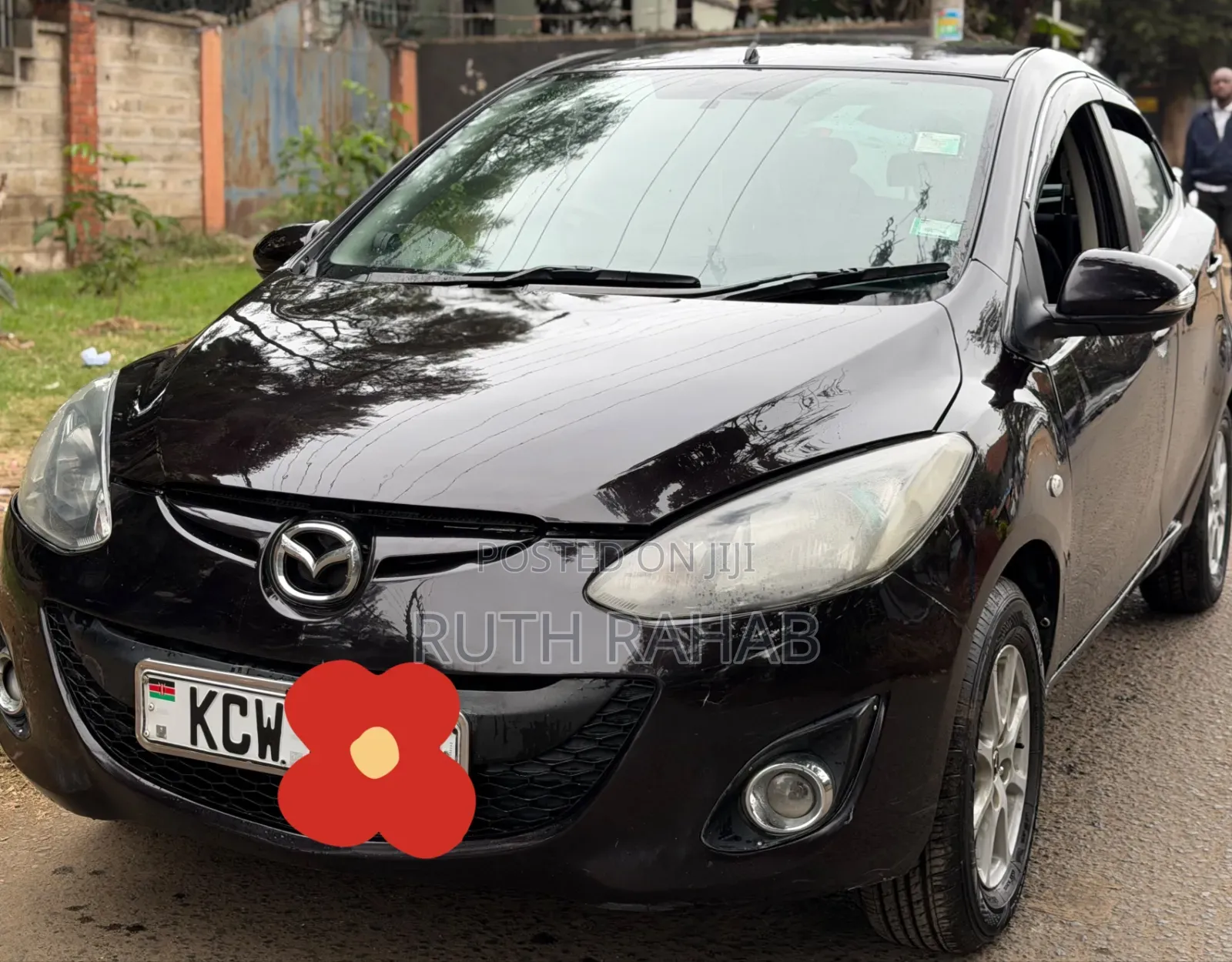 Toyota Vitz 2012 Black
