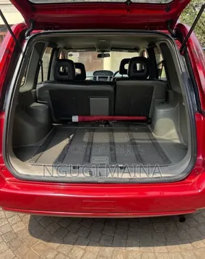 Nissan X-Trail 2004 Red