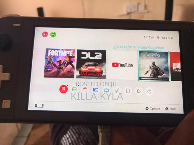Nintendo Switch Lite - thumbnail 2