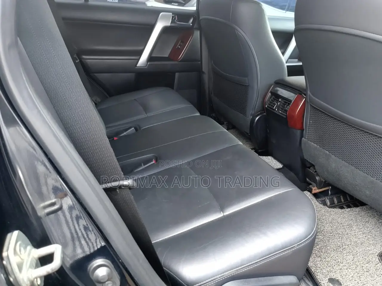 Toyota Land Cruiser 2015 Black