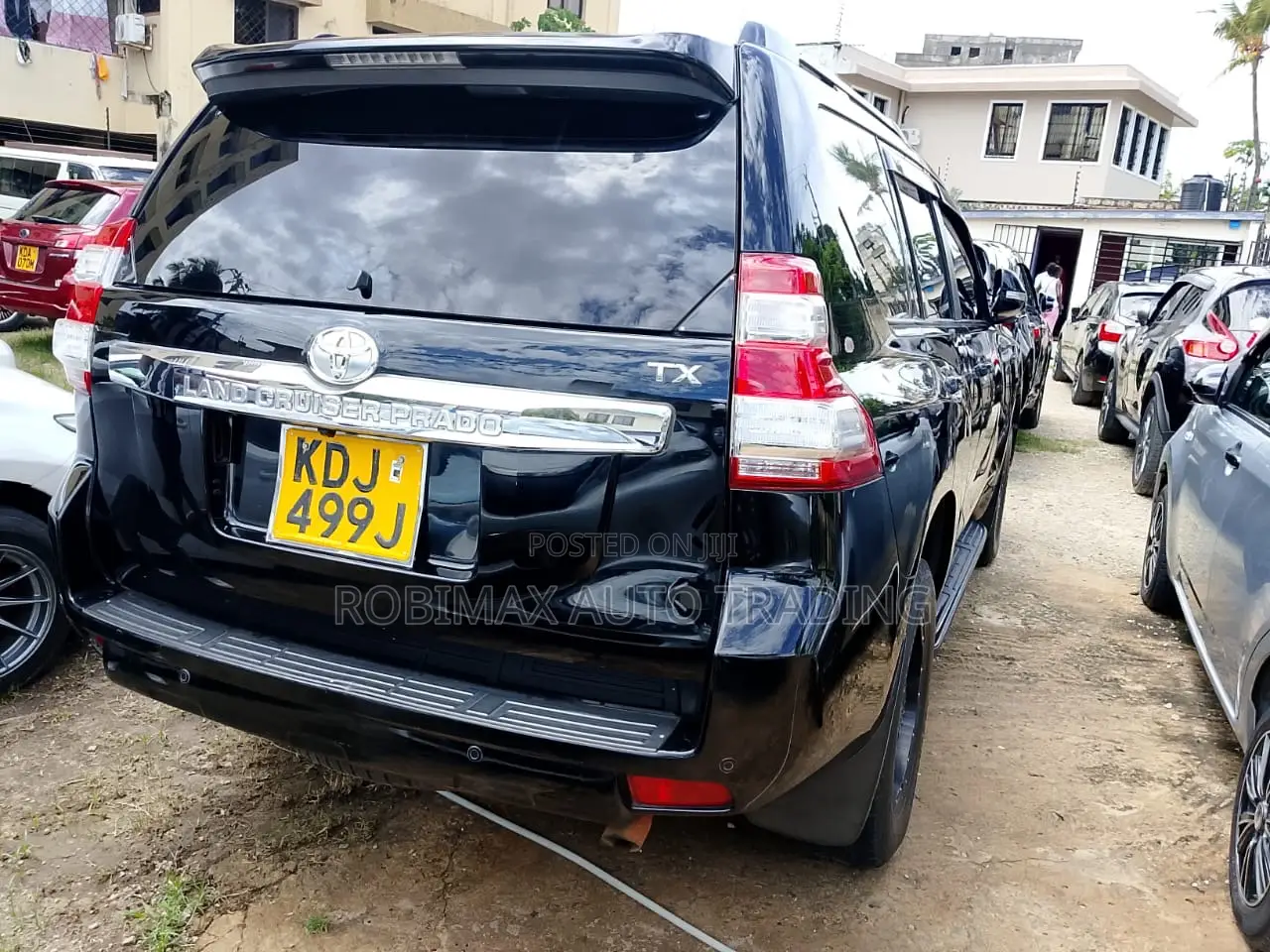 Toyota Land Cruiser 2015 Black