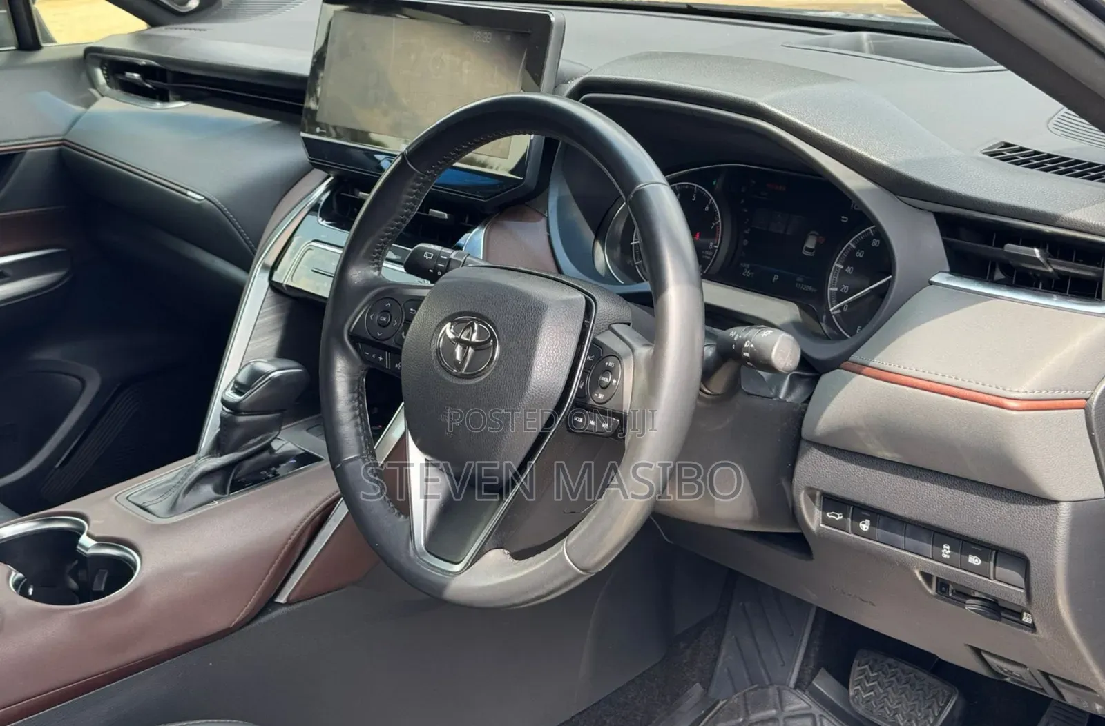 Toyota Harrier 2.0 2020 Blue