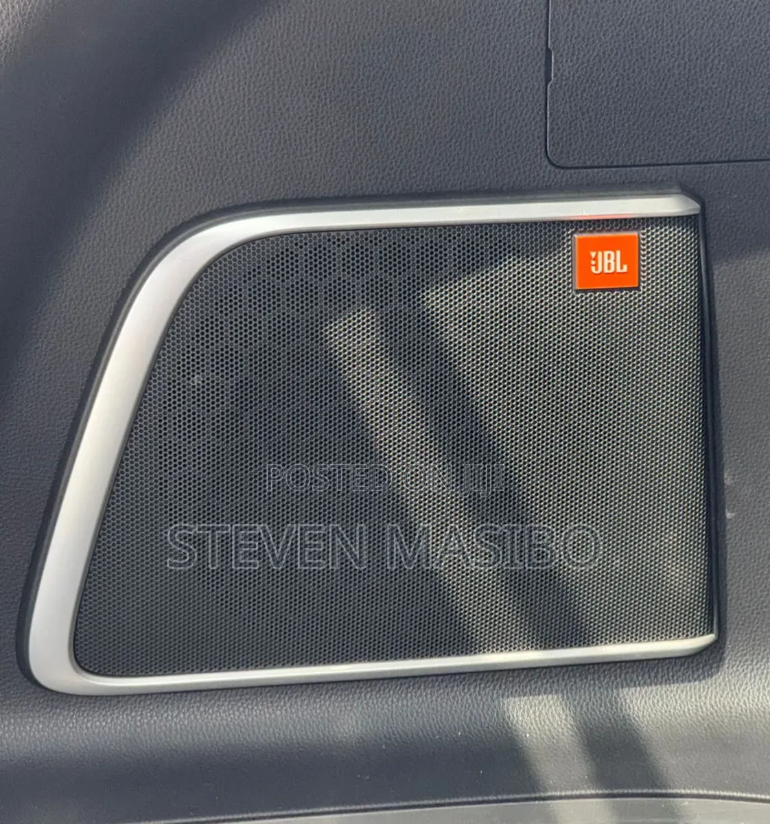 Toyota Harrier 2.0 2020 Blue