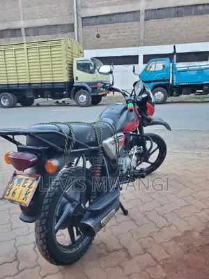 Bajaj Boxer 150 UG 2022 Red