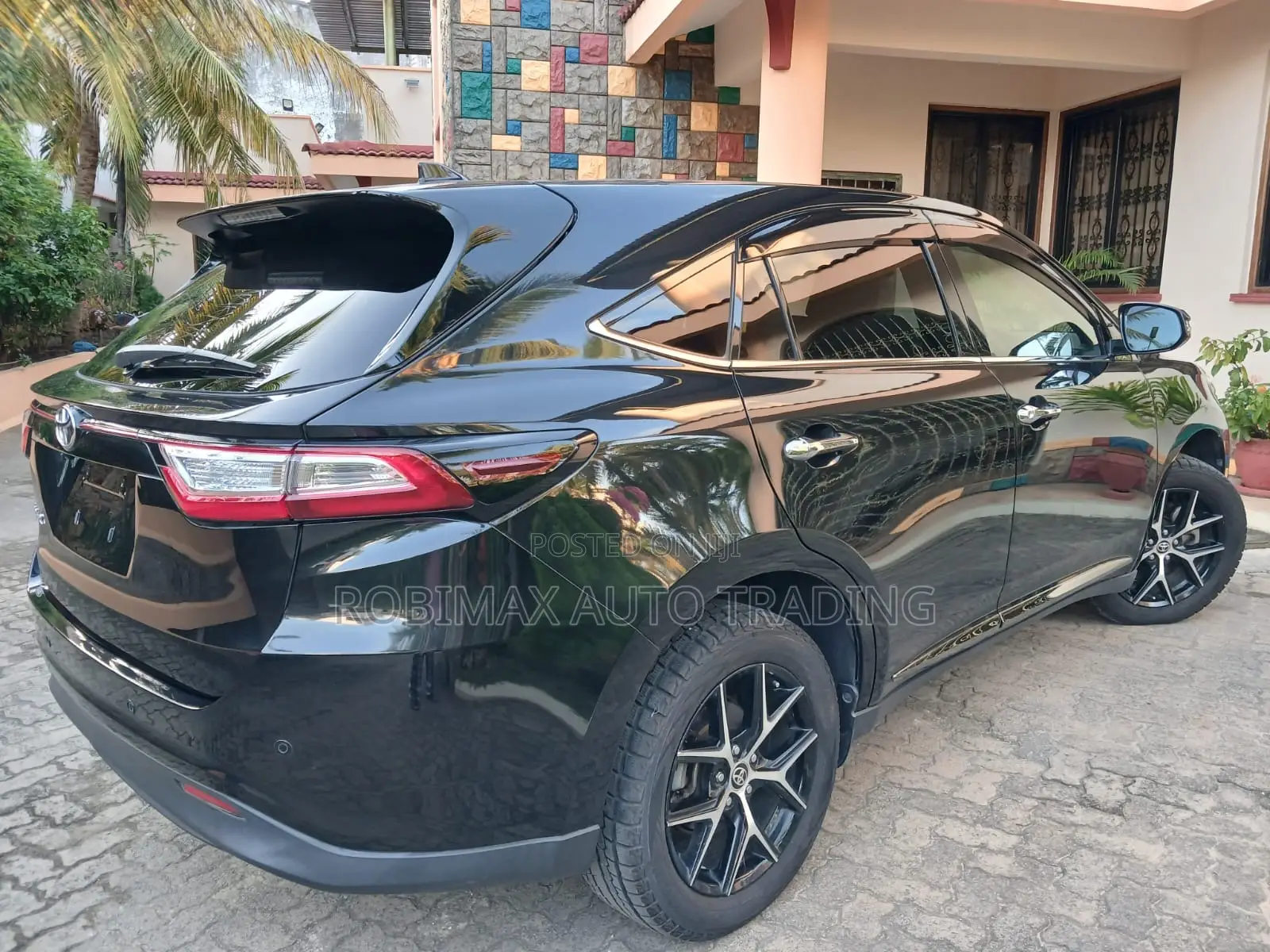 Toyota Harrier 2019 Black