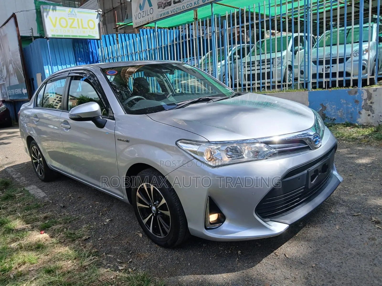 Toyota Axio 2018 Silver