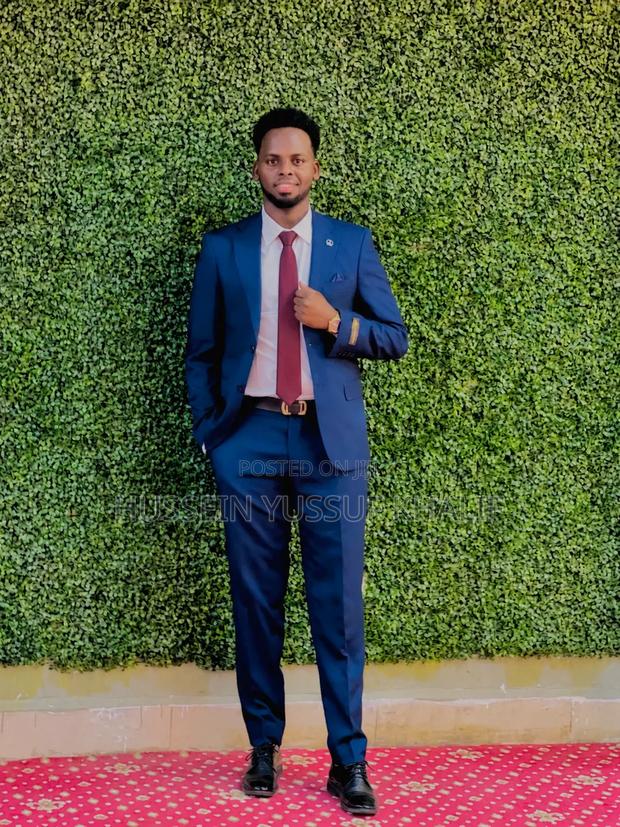 Men's Suit - thumbnail 3
