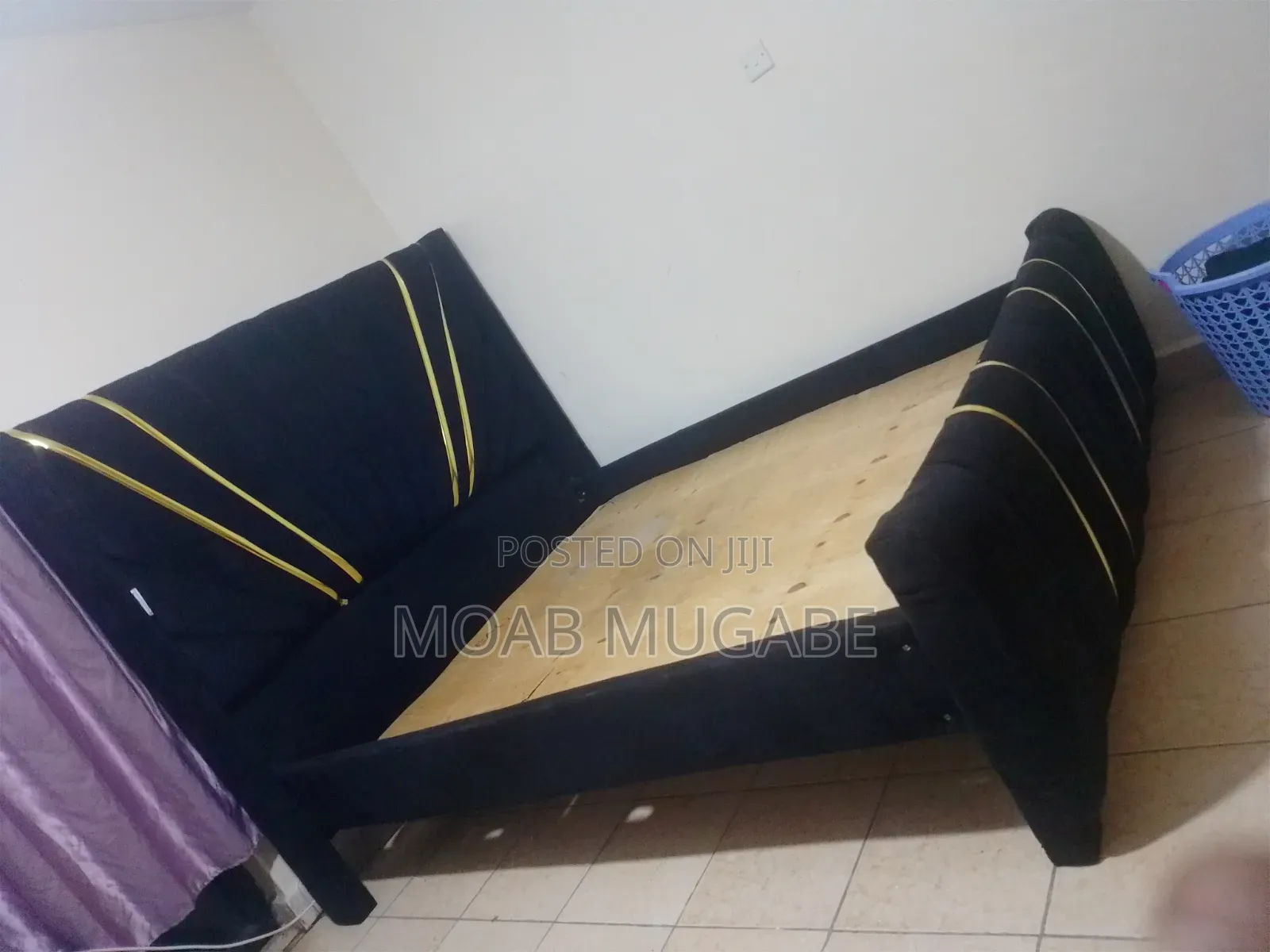 Chester Bed