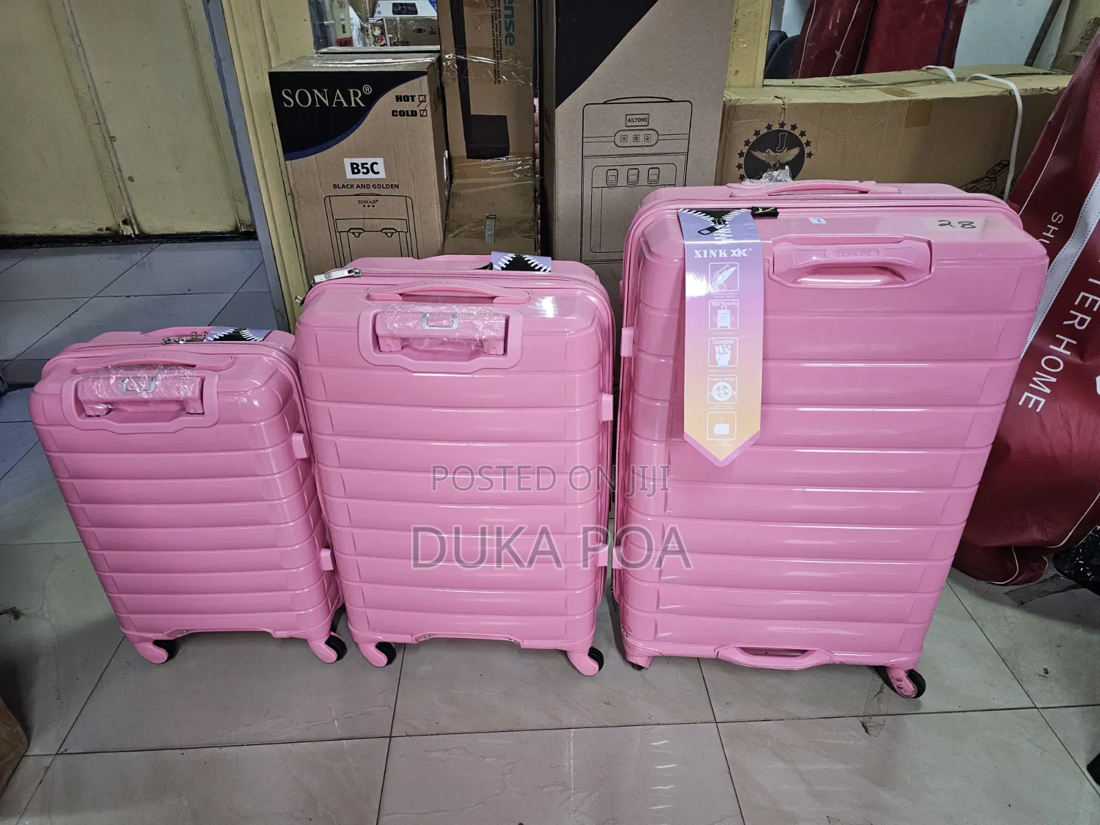 Medium Single Suitcase Pink Color