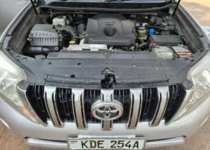 Toyota Land Cruiser Prado 2015 Silver