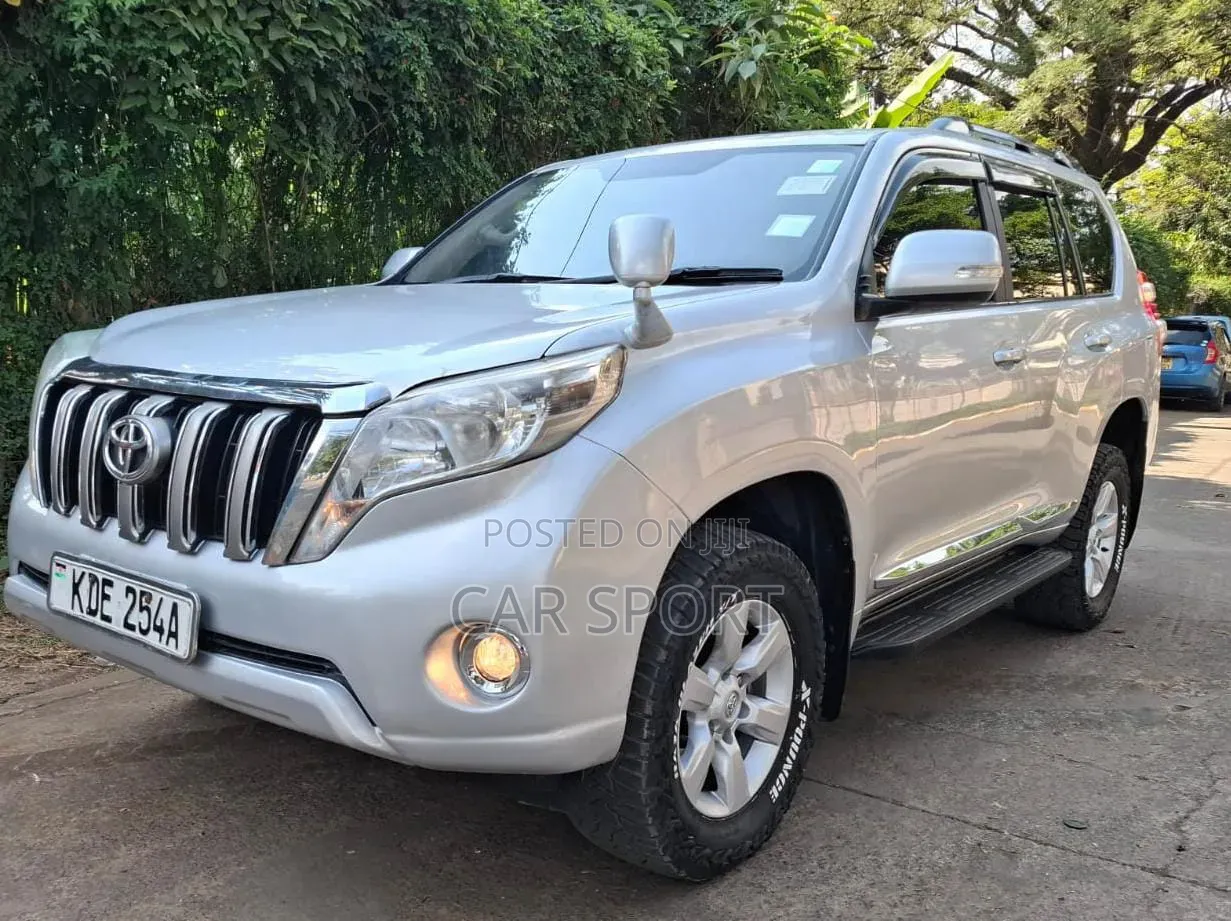 Toyota Land Cruiser Prado 2015 Silver
