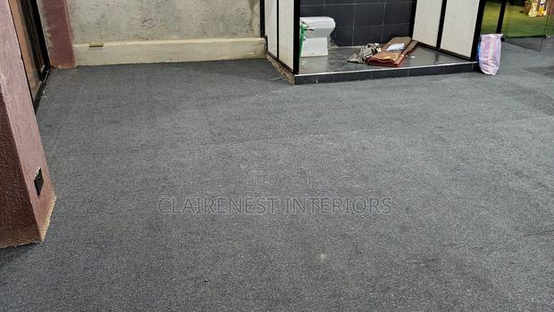 Dark and Light Grey Delta 4m Wide Wall to Wall Carpets - thumbnail 2