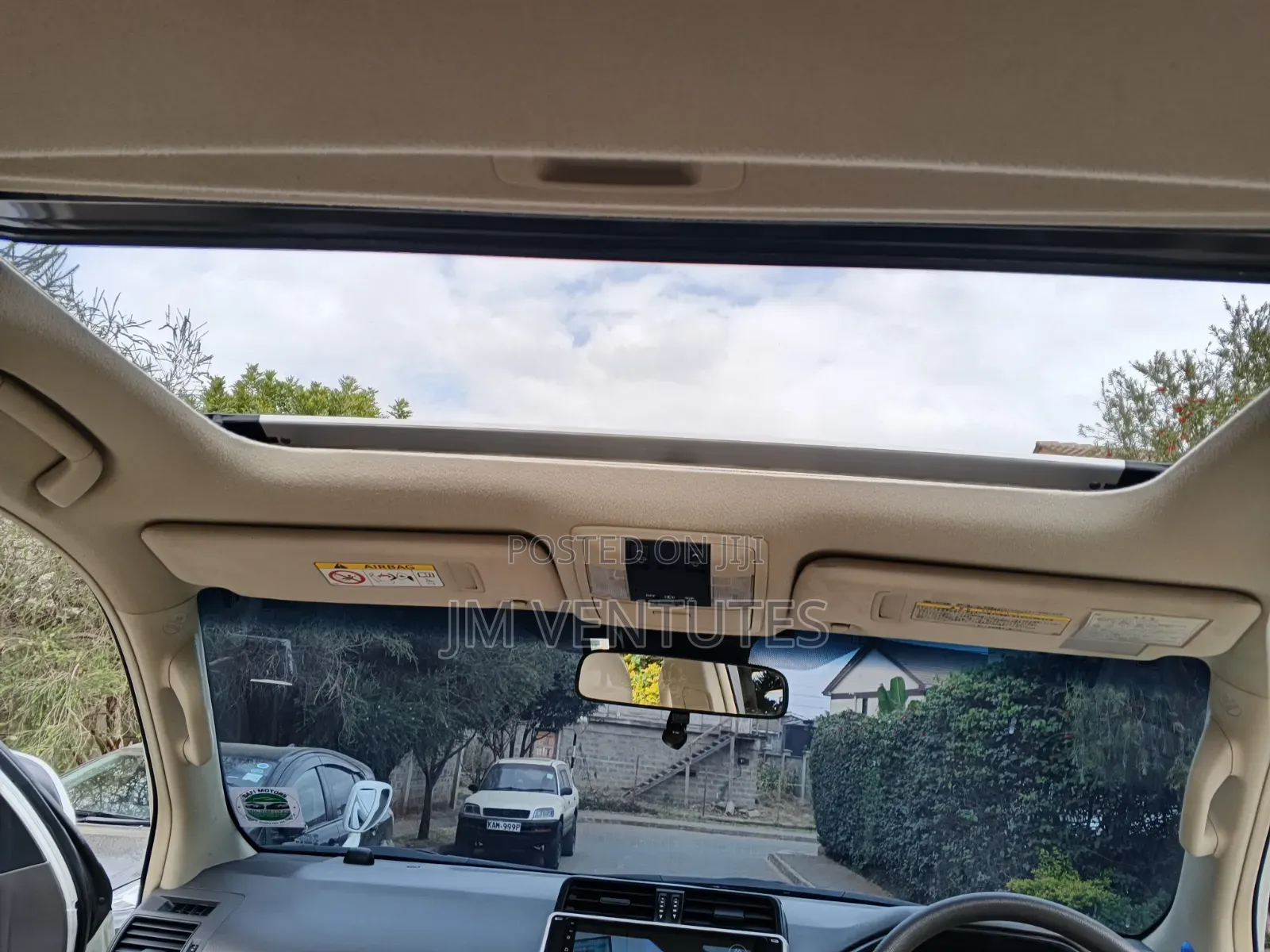 Toyota Land Cruiser Prado 2017 White