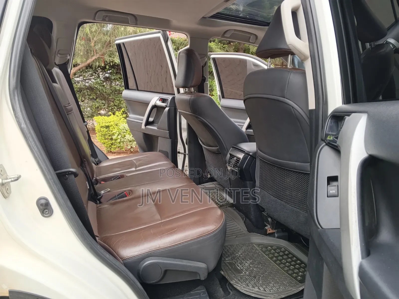 Toyota Land Cruiser Prado 2017 White