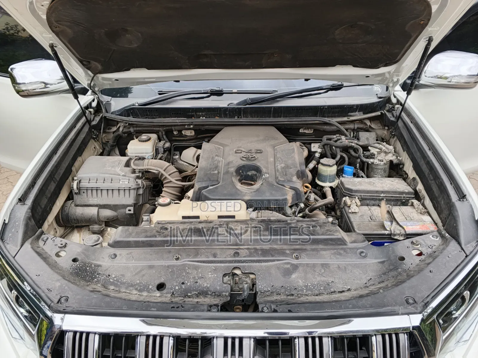 Toyota Land Cruiser Prado 2017 White