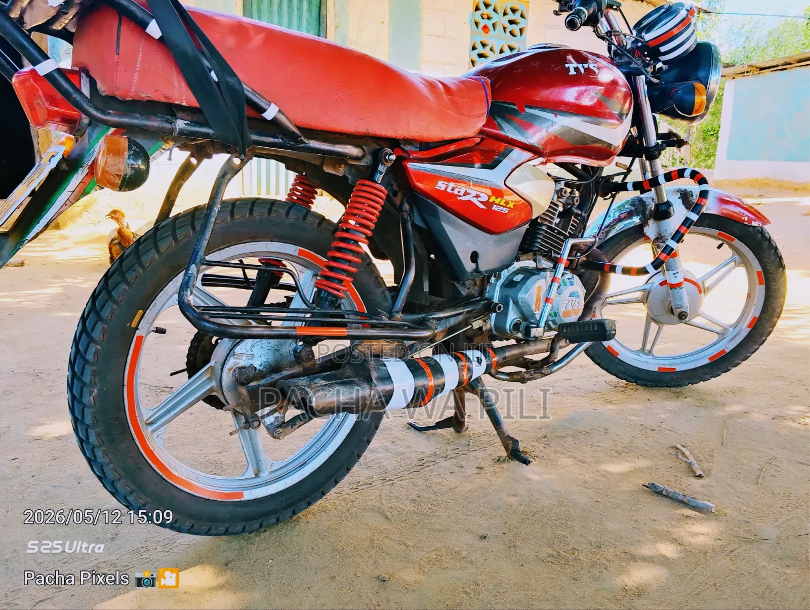 TVS HLX 125 2020 Red