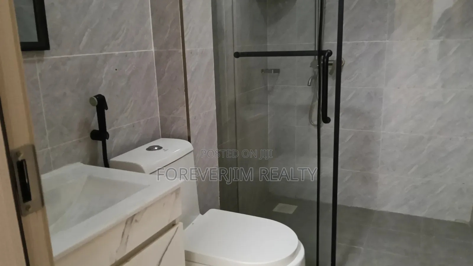 2bdrm Apartment in Othaya Rd, Kileleshwa for rent
