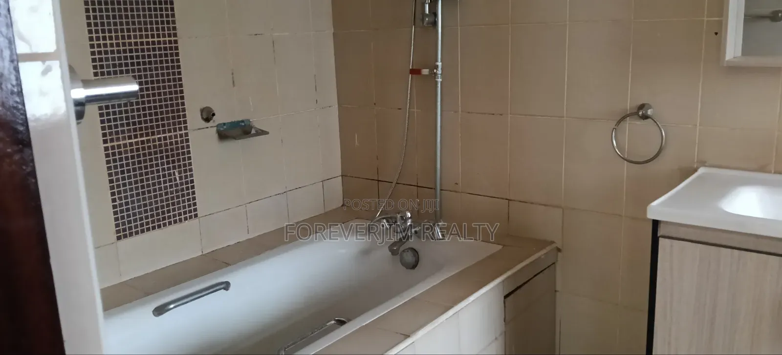 3bdrm Apartment in Kilimani, Hurlingham for rent
