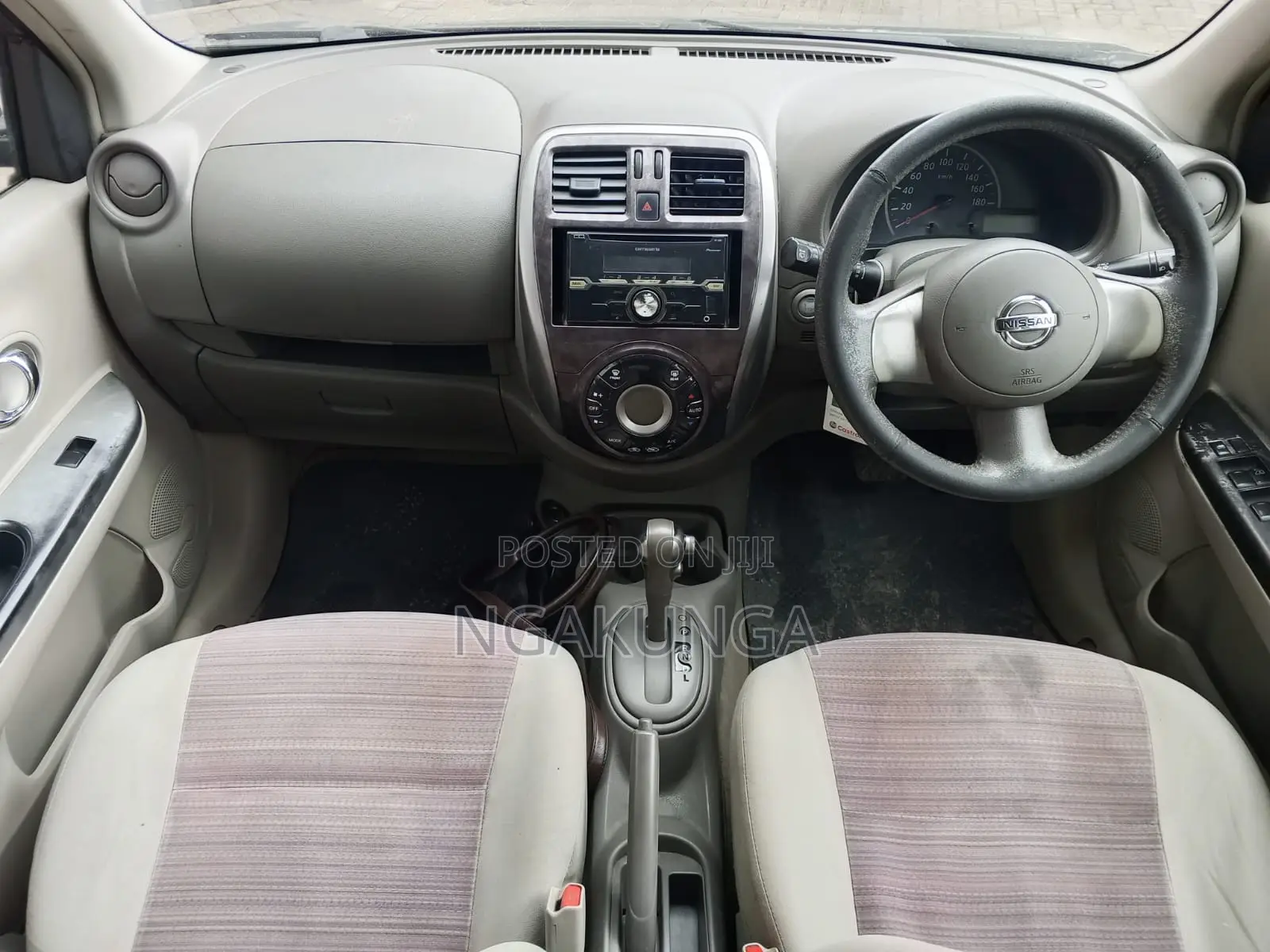Nissan March 1.2 FWD 2016 Purple