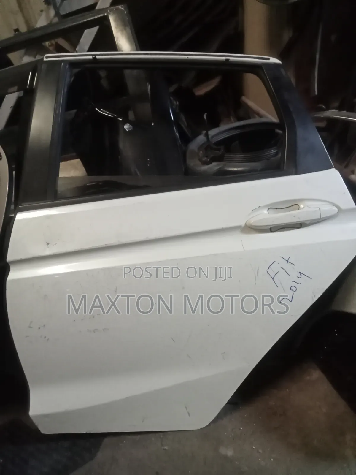 Honda Fit 2015 Rear Door