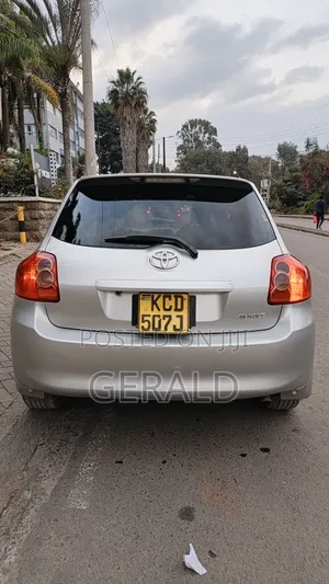 Toyota Auris 2008 Silver